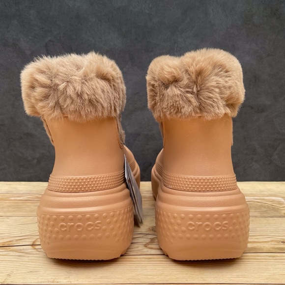 Crocs Stomp Lined Boot - Picture 13 of 16